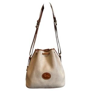 VINTAGE DOONEY & BOURKE DRAWSTRING BUCKET SHOULDER PURSE